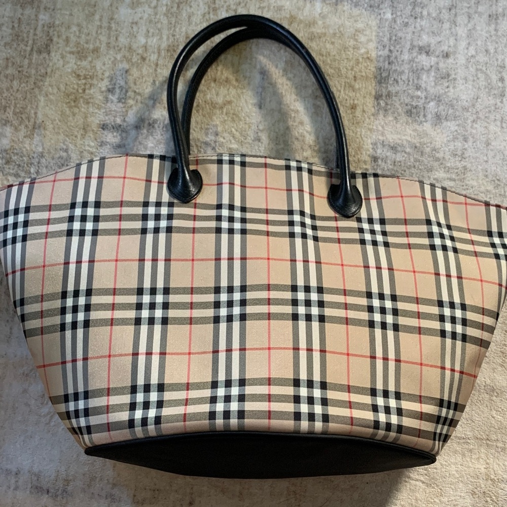 Burberrys Blue Label Nova Check Tote Bag - Picture 2 of 16